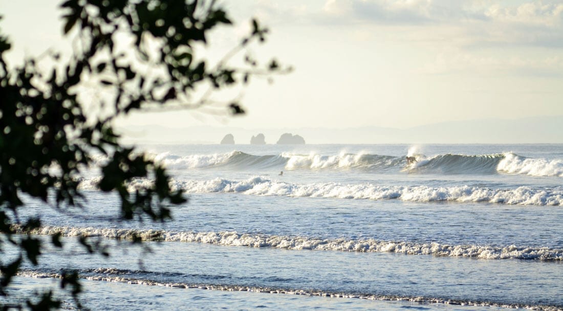 Waves in Parque Nacional Marino Ballena