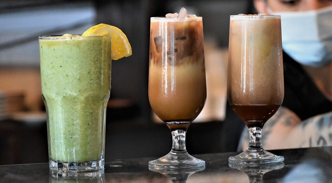 Iced coffee and fruit juice at Sibú Cafe in Uvita, Costa Rica