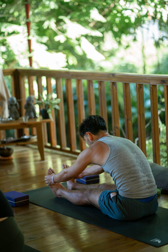 Pratyahara yoga Seated Forward Fold